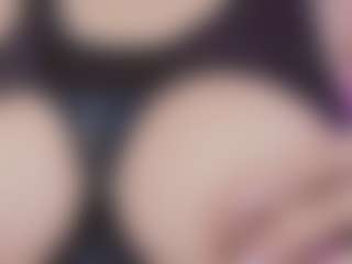 Live cam show with LiindaEvans - Amateur Curvy on Free Soda