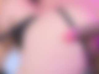 Live cam show with LiindaEvans - Fingers on Camsoda