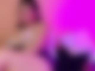LiindaEvans's Live Sex Cam Show