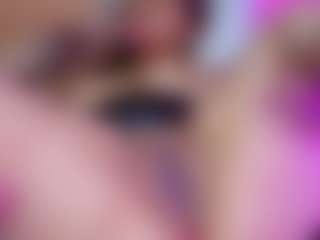 LiindaEvans's Live Sex Cam Show