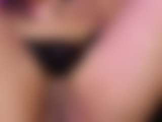 Live cam show with LiindaEvans - Milk on alttransgirls