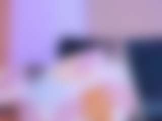 Live cam show with LiindaEvans - Wife on friskycurves.com