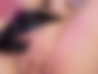 Live cam show with LiindaEvans - Mistress on Dolls Live