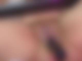 LiindaEvans's Live Sex Cam Show