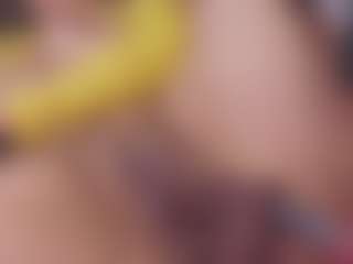 Live cam show with LiindaEvans - Erotic on Soda Cam