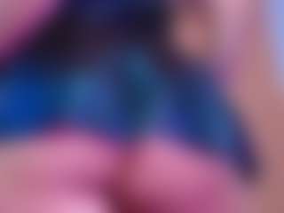 Live cam show with LiindaEvans - Ride on nudelive.tv