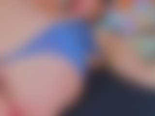 Live cam show with LiindaEvans - Erotic on Camsoda