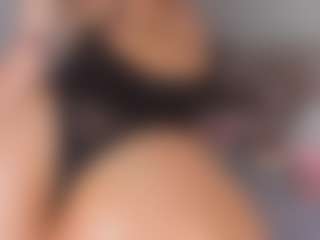Live cam show with Makenziie - Creamy on Camiplay Live
