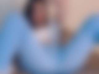 rosalielust's Live Sex Cam Show