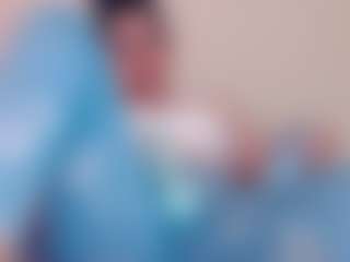rosalielust's Live Sex Cam Show
