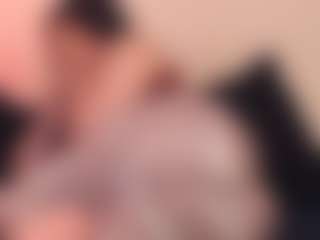 Live cam show with rosalielust - Cowgirl on Livezox
