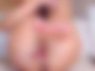 sweetykitty's Live Sex Cam Show
