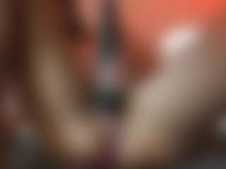 KirstenDanston's Live Sex Cam Show