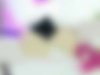 Live cam show with hallestrawberry - Ebony on camgirlchat.live | colombia