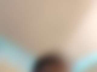 Live cam show with Honeycomb - MILF on Milfs Live