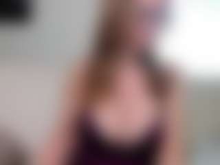Live cam show with BustyNatascha - Busty on Camming Site