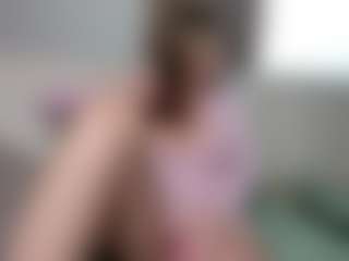 Live cam show with BustyNatascha - Busty on TeamSkeetLive