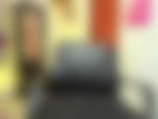 dakotasexshow MILF webcam performer live streaming