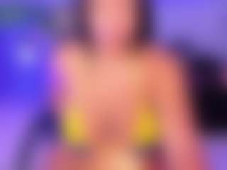 AlaiaSweet's Live Sex Cam Show