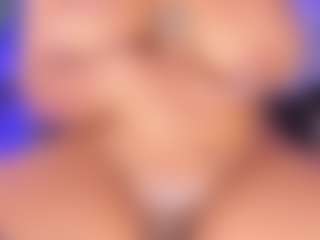 AlaiaSweet's Live Sex Cam Show