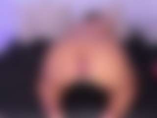 AlaiaSweet's Live Sex Cam Show
