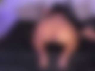AlaiaSweet's Live Sex Cam Show