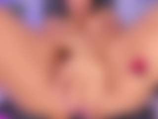 Live cam show with AlaiaSweet - Big Nipples on CamClone