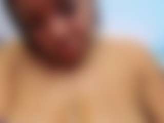 Live cam show with AlaiaSweet - Squirt on Big Tits