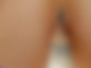 AlaiaSweet's Live Sex Cam Show