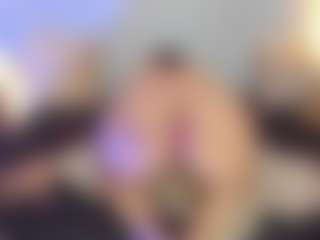 Live-Cam-Show mit AlaiaSweet - Tease BBW auf Camsoda