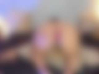 AlaiaSweet's Live Sex Cam Show