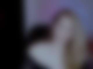 Live cam show with Eleonores - Body Massage on Camsoda