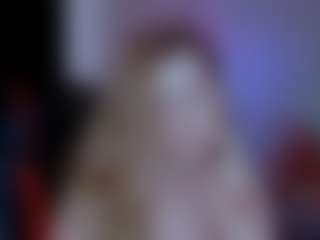 Live cam show with Eleonores - Smoke on madthumbs