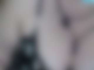 Live cam show with mayasmith - Trimmed Arab on AdultVida.com