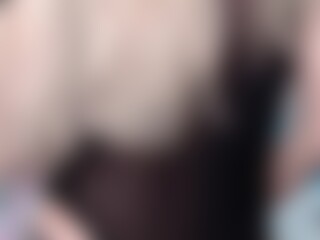 Live cam show with meelanyy - Blow on Camsoda