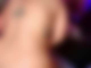 rihanarose's Live Sex Cam Show