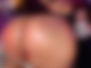 Live cam show with rihanarose - Ebony Squirt on Strip Flash - Live Sex Shows