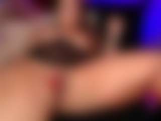 Live cam show with rihanarose - Big Tits Brown Hair on Camming Site