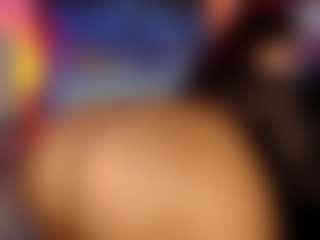 Live cam show with rihanarose - Black Lush on Camsoda