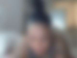 Mulatto Mamiii's Live Sex Cam Show