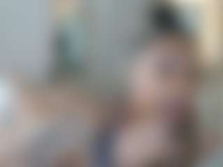 Mulatto Mamiii's Live Sex Cam Show