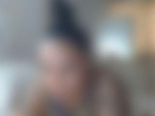 Mulatto Mamiii's Live Sex Cam Show