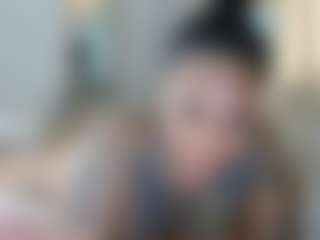 Mulatto Mamiii's Live Sex Cam Show