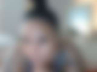 Mulatto Mamiii's Live Sex Cam Show