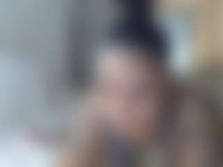 Mulatto Mamiii's Live Sex Cam Show