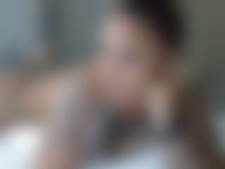 Mulatto Mamiii's Live Sex Cam Show