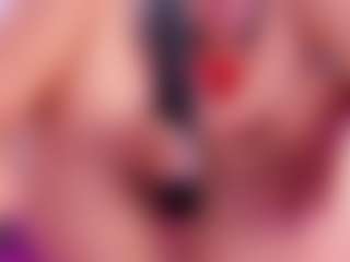 Live cam show with Chelseylewis - Sweet on PervPlay.com