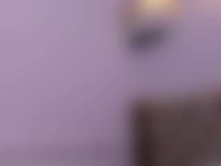 Live cam show with Chelseylewis - Sweet on chickslive.net