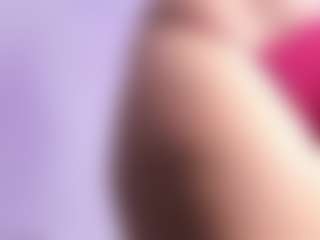 Live cam show with Chelseylewis - MILF Teen (18+) on Dare Cams