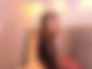 Live cam show with Chelseylewis - MILF Teen (18+) on Camsoda